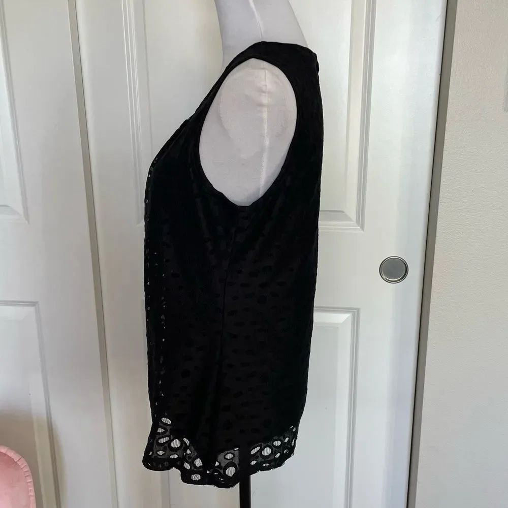 Banana republic Black Lace Tank Too size Medium - Picture 4 of 11